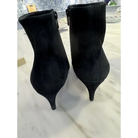 Pre-owned Delman Black suede pointed toe zippered size 9.5 - Picture 3 of 12